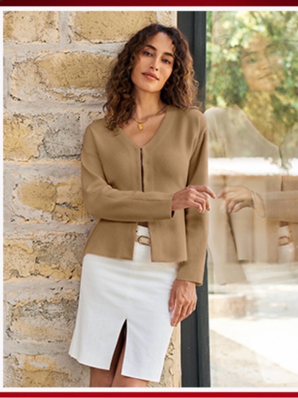 Classic V-Neck Long Sleeve Sweater - Camel